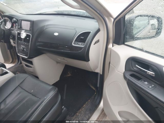 2014 CHRYSLER TOWN & COUNTRY 2C4RC1BG0ER228219 Photo 4