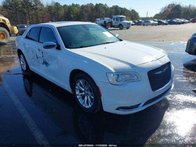 2017 CHRYSLER 300C 2C3CCAEG0HH564615 Photo 0