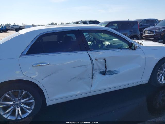 2017 CHRYSLER 300C 2C3CCAEG0HH564615 Photo 5