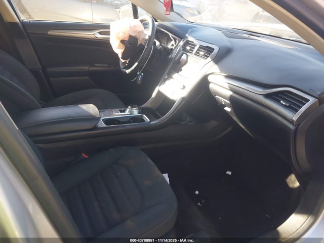 Продажа на аукционе авто 2018 Ford Fusion Se, vin: 3FA6P0HD8JR222791, номер лота: 43708851