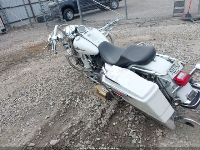 2006 HARLEY-DAVIDSON FLHRI 1HD1FBW176Y703862 Photo 2