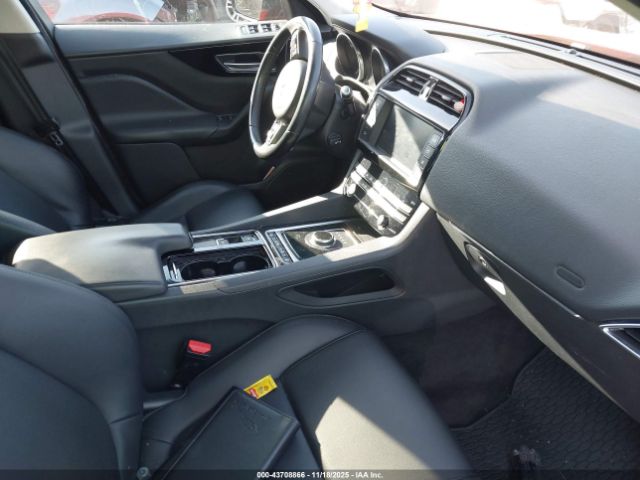 2018 JAGUAR F-PACE SADCJ2FX2JA269546 Photo 4