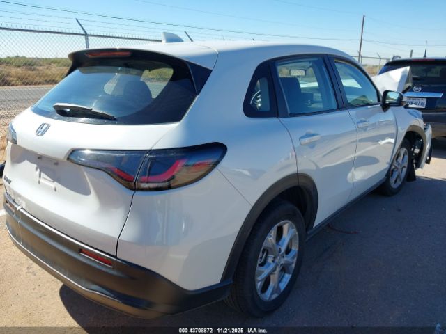 2024 HONDA HR-V 3CZRZ2H37RM750877 Photo 3