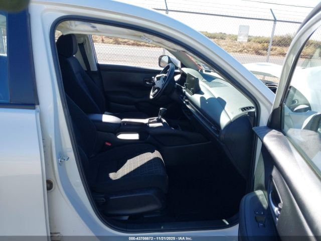 2024 HONDA HR-V 3CZRZ2H37RM750877 Photo 4