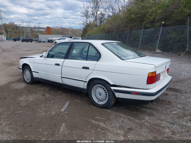 1991 BMW 525 WBAHD6313MBJ67443 Photo 2