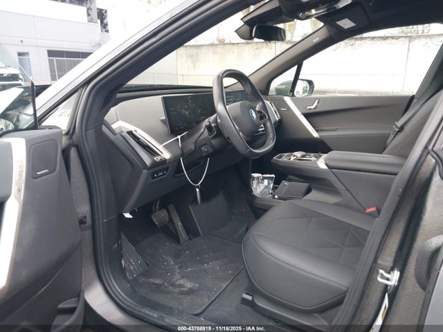 2024 Bmw Ix Xdrive50 მანქანა იყიდება აუქციონზე, vin: WB523CF08RCP61875, აუქციონის ნომერი: 43708919
