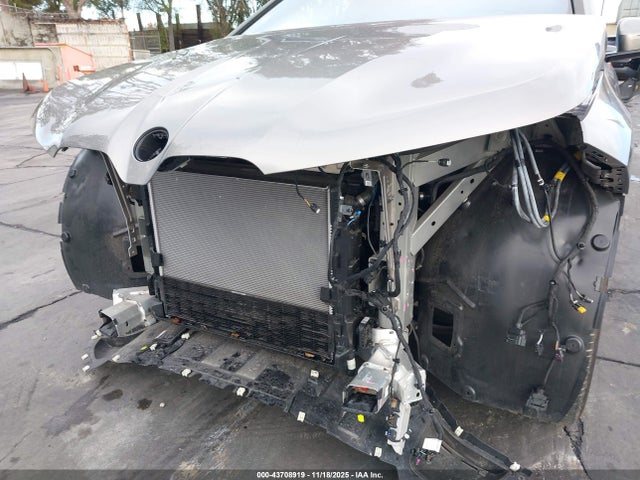 2024 Bmw Ix Xdrive50 მანქანა იყიდება აუქციონზე, vin: WB523CF08RCP61875, აუქციონის ნომერი: 43708919