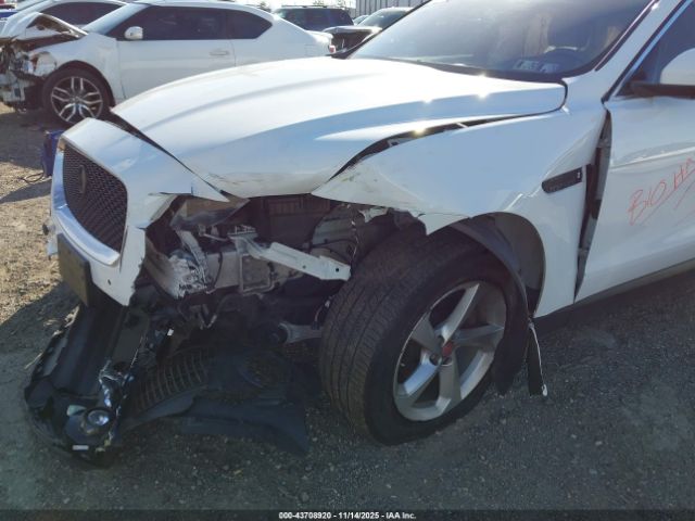 2019 JAGUAR F-PACE SADCJ2FX4KA392136 Photo 5