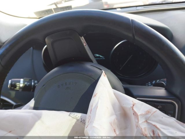 2019 JAGUAR F-PACE SADCJ2FX4KA392136 Photo 6