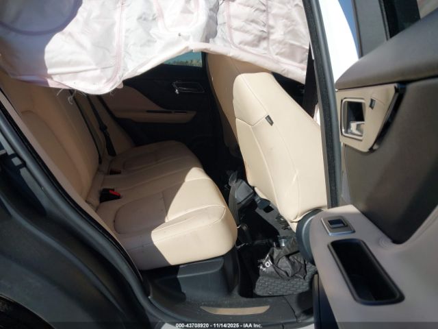 2019 JAGUAR F-PACE SADCJ2FX4KA392136 Photo 7