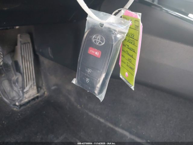 2023 TOYOTA PRIUS JTDACAAU7P3001660 Photo 10