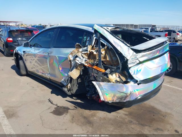 2022 TESLA MODEL X 7SAXCBE68NF331760 Photo 5