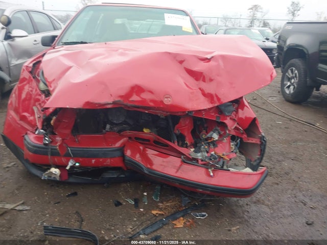 1998 SAAB 9000 YS3CF65R2W1003967 Photo 5