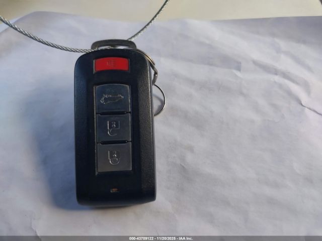 2020 MITSUBISHI OUTLANDER JA4AD3A38LZ004097 Photo 10