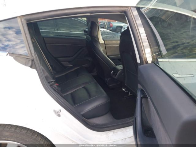 2020 TESLA MODEL 3 5YJ3E1EA1LF645476 Photo 7