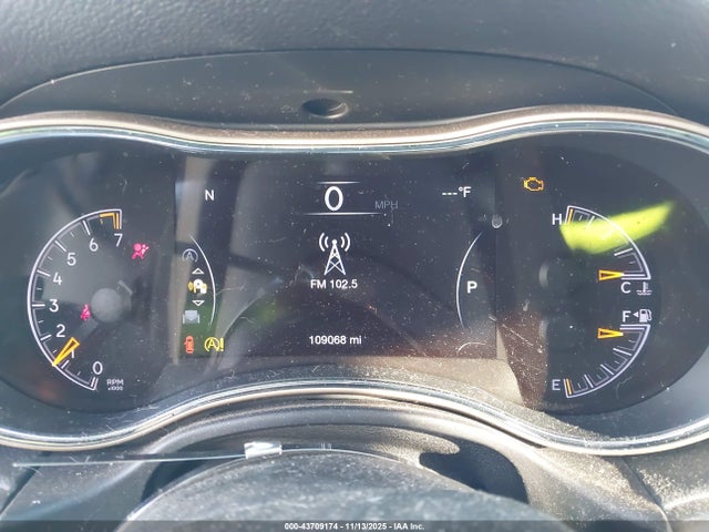 2017 JEEP GRAND CHEROKEE 1C4RJEBG8HC943873 Photo 6