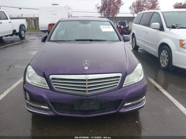 2014 MERCEDES-BENZ C 250 WDDGF4HB0EG249218 Photo 5