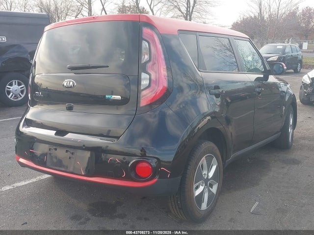 KNDJX3AEXH7024742 KIA Soul Ev +