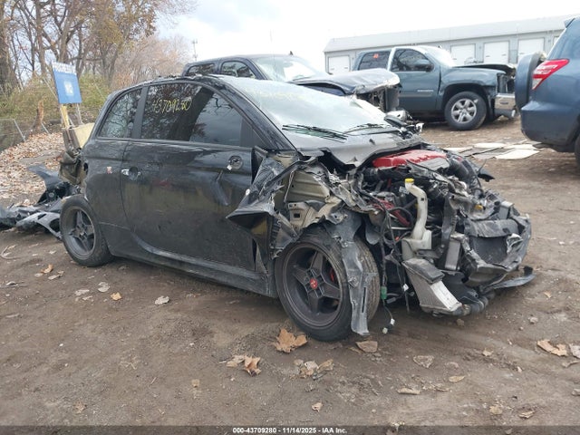 2015 FIAT 500 3C3CFFFH9FT590467 Photo 0