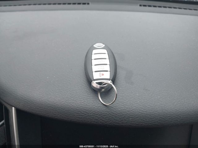 2017 INFINITI Q50 JN1EV7AP3HM731685 Photo 10