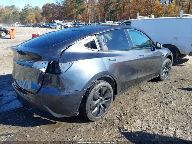 2024 TESLA MODEL Y 7SAYGDED1RA321691 Photo 3