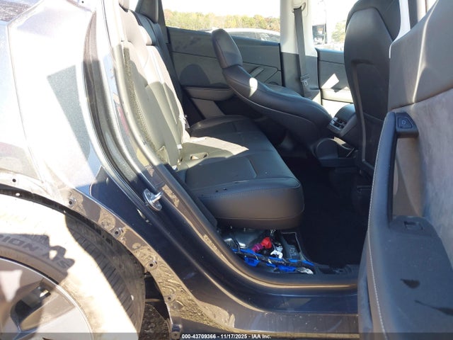 2024 TESLA MODEL Y 7SAYGDED1RA321691 Photo 7