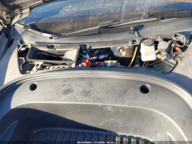 2023 TESLA MODEL 3 5YJ3E1EC8PF585266 Photo 9