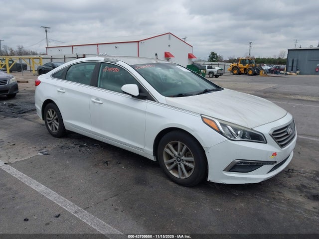 2015 HYUNDAI SONATA 5NPE24AF9FH049056