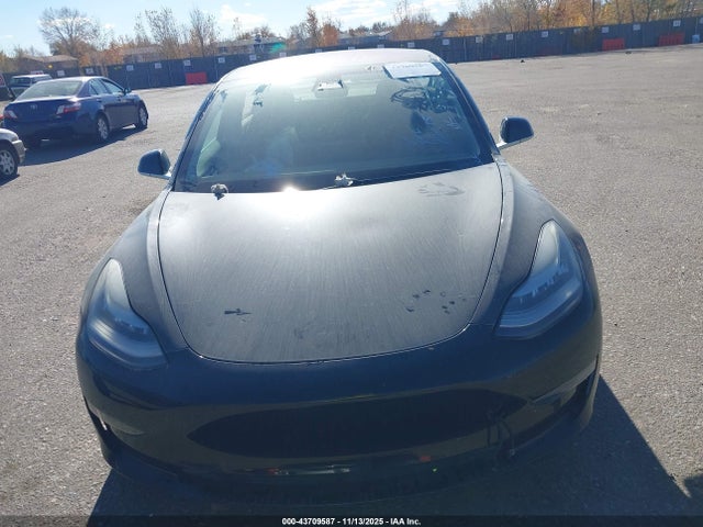 2018 Tesla Model 3 Long Range/performance მანქანა იყიდება აუქციონზე, vin: 5YJ3E1EB5JF127862, აუქციონის ნომერი: 43709587