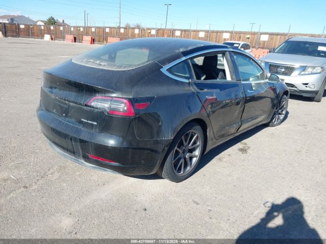 2018 TESLA MODEL 3 5YJ3E1EB5JF127862 Photo 3