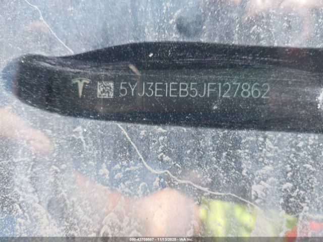 2018 TESLA MODEL 3 5YJ3E1EB5JF127862 Photo 8