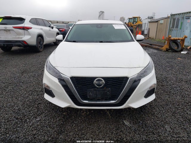 1N4BL4DW3NN349336 Nissan Altima Sv Intelligent Awd