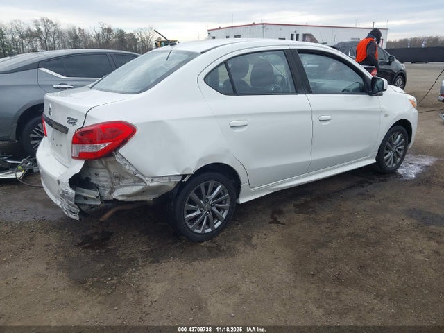 2018 MITSUBISHI MIRAGE G4 ML32F3FJ5JHF11012 Photo 3