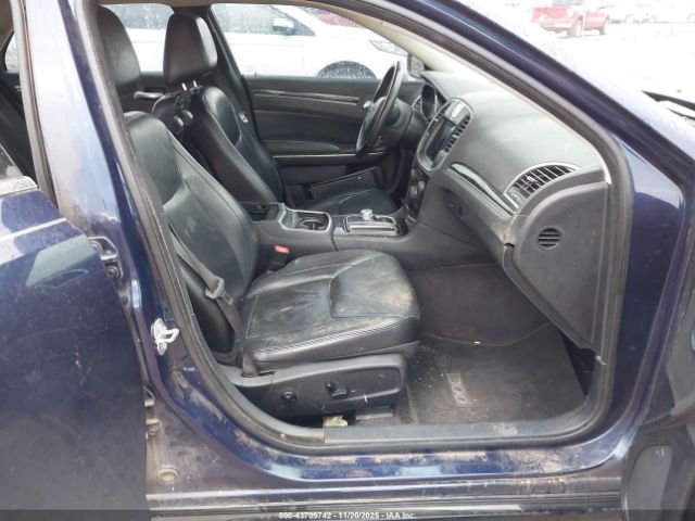 2017 CHRYSLER 300 2C3CCAAG6HH552958 Photo 4