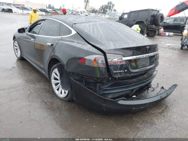 2017 TESLA MODEL S 5YJSA1E24HF196057 Photo 2