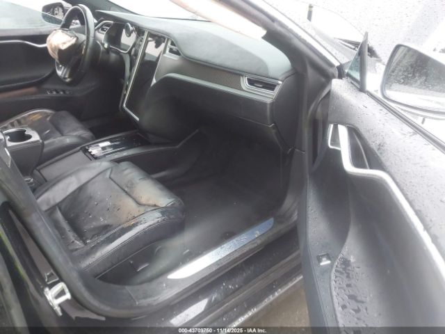 2017 TESLA MODEL S 5YJSA1E24HF196057 Photo 4