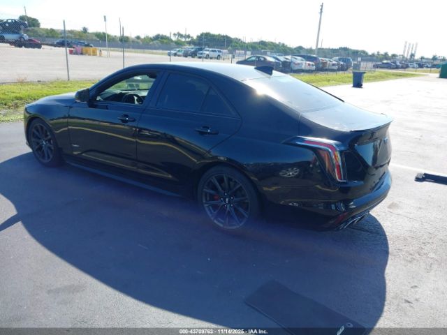 2022 CADILLAC CT4-V 1G6DD5RL7N0120274 Photo 2