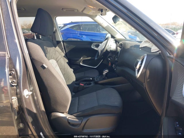 KNDJ23AU2R7899000 KIA SOUL LX
