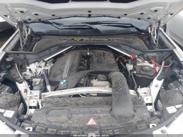 2015 BMW X5 5UXKR0C50F0P12134 Photo 9