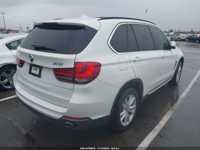 2015 BMW X5 5UXKR0C50F0P12134 Photo 3