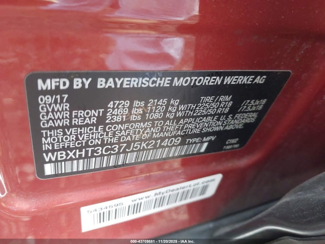 2018 BMW X1 WBXHT3C37J5K21409 Photo 8