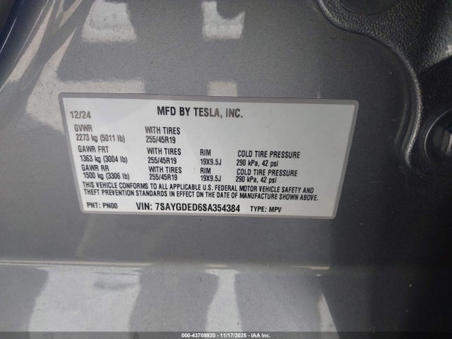 2025 TESLA MODEL Y 7SAYGDED6SA354384 Photo 8