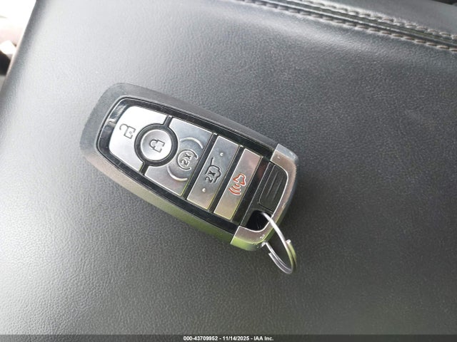 Продажа на аукционе авто 2020 Ford Explorer Platinum, vin: 1FM5K8HC6LGA25473, номер лота: 43709952