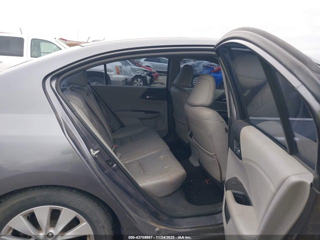 1HGCR2F83FA224945 Honda Accord Ex-l
