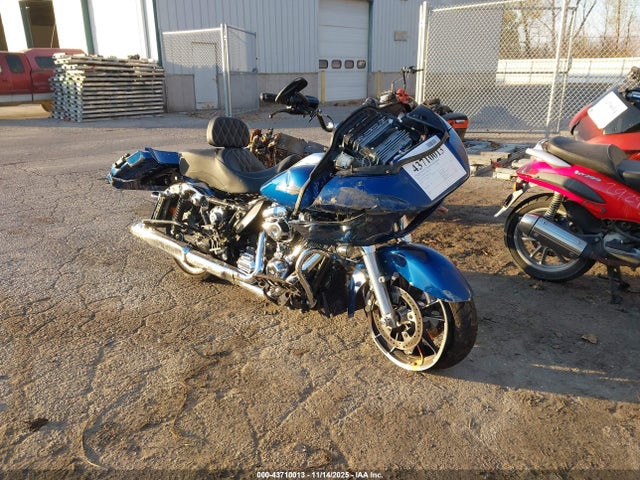 Harley-Davidson FLTRX 2022 1HD1KHC10NB653455 Image 2