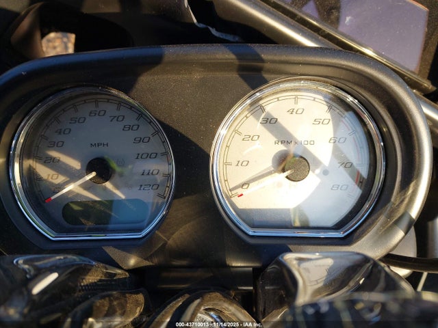 Harley-Davidson FLTRX 2022 1HD1KHC10NB653455 Image 7