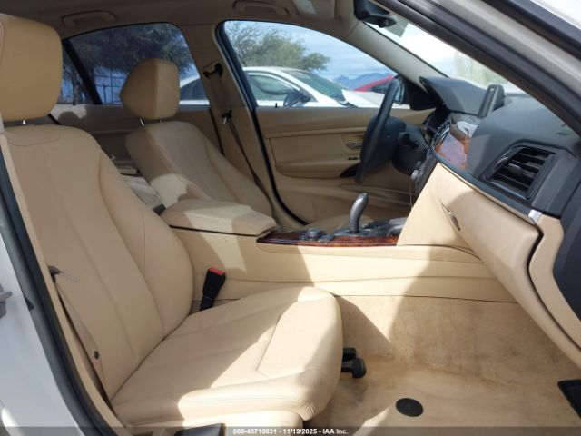 2014 BMW 320I WBA3B1G56ENS80674 Photo 4