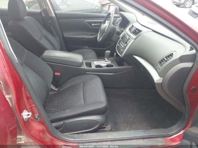 Продаж на аукціоні авто 2018 Nissan Altima 2.5 S, vin: 1N4AL3AP6JC472279, номер лоту: 43710057