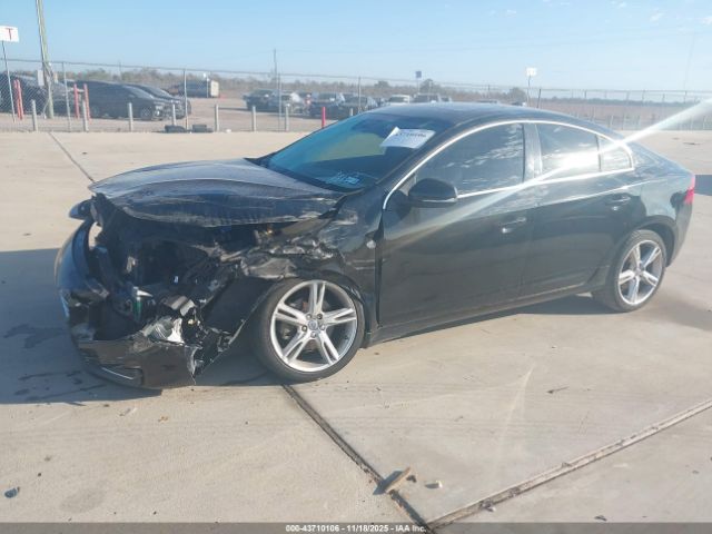 2016 VOLVO S60 YV126MFK7G2393589 Photo 1