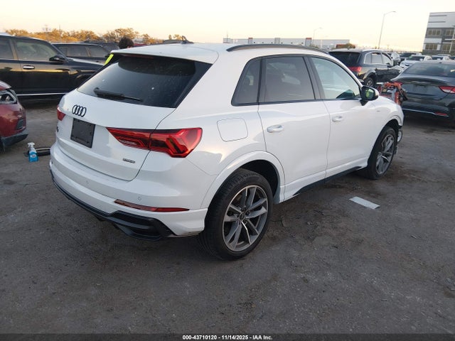 2022 AUDI Q3 WA1DECF31N1133805 Photo 3